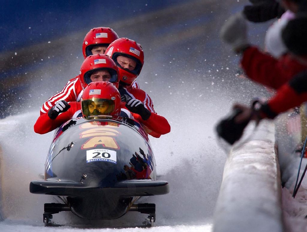 bobsled race - team players